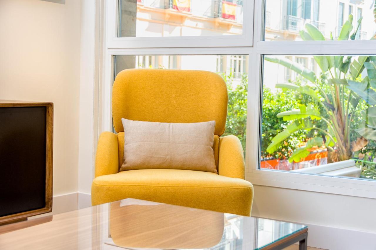 Iloftmalaga Plaza De Las Flores Ngoại thất bức ảnh