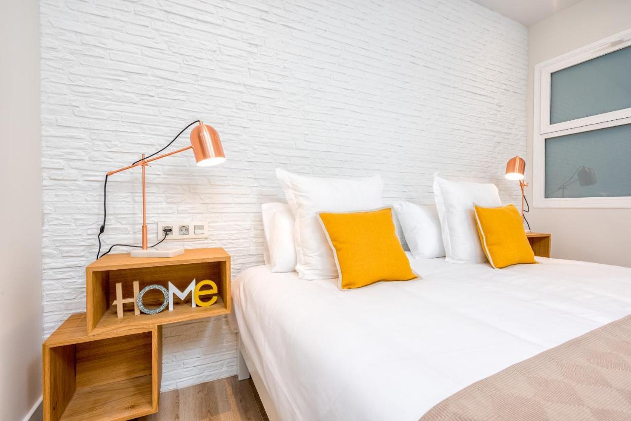 Iloftmalaga Plaza De Las Flores Ngoại thất bức ảnh